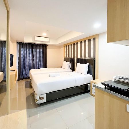 Comfortable And Tidy Studio De Prima Apartment By Travelio Medan Luaran gambar